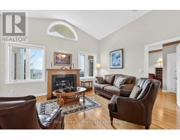 10 GREEN GABLE PLACE - 26