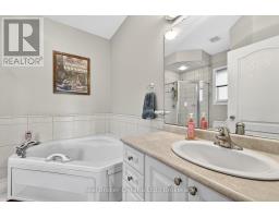 10 GREEN GABLE PLACE - 39