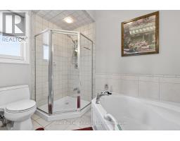 10 GREEN GABLE PLACE - 40