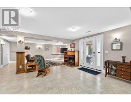 10 GREEN GABLE PLACE - 44