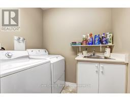 26 - 699 LANSDOWNE AVENUE - 14