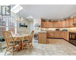 26 - 699 LANSDOWNE AVENUE - 15