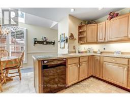 26 - 699 LANSDOWNE AVENUE - 17