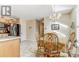 26 - 699 LANSDOWNE AVENUE - 18