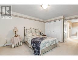 26 - 699 LANSDOWNE AVENUE - 26