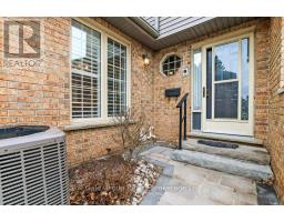 26 - 699 LANSDOWNE AVENUE - 3