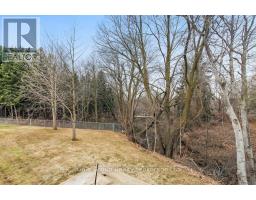 26 - 699 LANSDOWNE AVENUE - 35