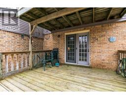 26 - 699 LANSDOWNE AVENUE - 36