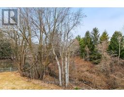 26 - 699 LANSDOWNE AVENUE - 39