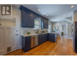 909 JAMES STREET - 18