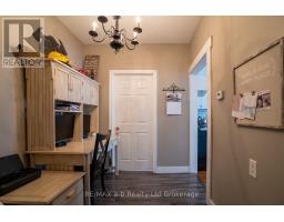 405094 BEACONSFIELD ROAD - 11