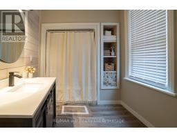 405094 BEACONSFIELD ROAD - 21