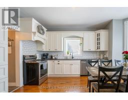 405094 BEACONSFIELD ROAD - 7