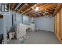 449 BRANT STREET - 25