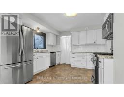 21 PEGGY AVENUE - 15