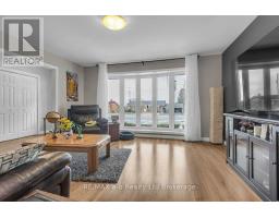 21 PEGGY AVENUE - 20