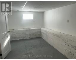 358 GLEBE STREET E - 21