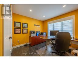 22 - 5 JOHN POUND ROAD - 17