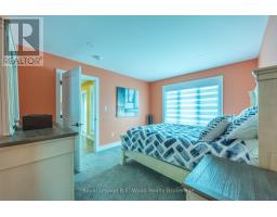 22 - 5 JOHN POUND ROAD - 19