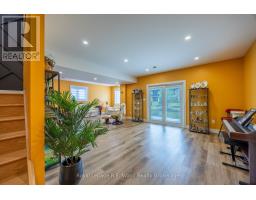 22 - 5 JOHN POUND ROAD - 23