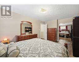 599 GAINSBOROUGH ROAD - 36