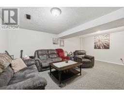 599 GAINSBOROUGH ROAD - 39