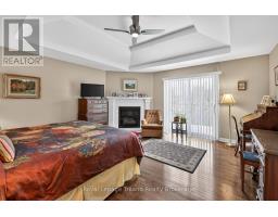 12 - 637 LANSDOWNE AVENUE - 17