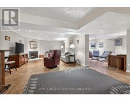 12 - 637 LANSDOWNE AVENUE - 27