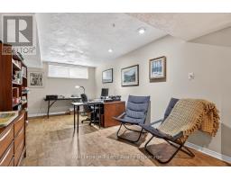 12 - 637 LANSDOWNE AVENUE - 28