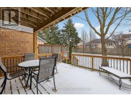 12 - 637 LANSDOWNE AVENUE - 32