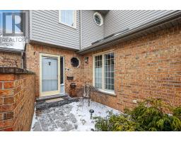 12 - 637 LANSDOWNE AVENUE - 5
