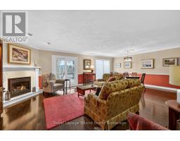 12 - 637 LANSDOWNE AVENUE - 7