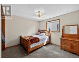 42 ELEANOR STREET - 12