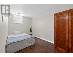 42 ELEANOR STREET - 18