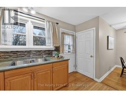 10 CHISHOLM DRIVE - 21