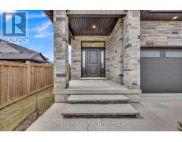256 TAMARACK BOULEVARD - 3
