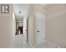 256 TAMARACK BOULEVARD - 5