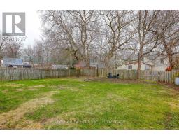 52 HURON STREET - 27