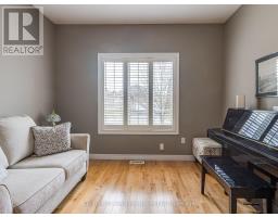 735 GARDEN COURT CRESCENT - 22