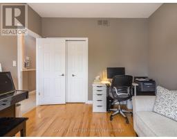 735 GARDEN COURT CRESCENT - 23