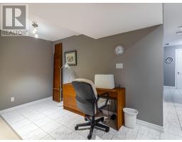 735 GARDEN COURT CRESCENT - 29