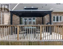 735 GARDEN COURT CRESCENT - 35