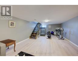 4 WEST STREET N - 20