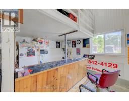 4 WEST STREET N - 37