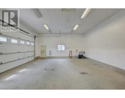 4 WEST STREET N - 40