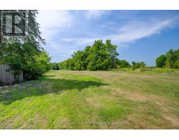 4 WEST STREET N - 43