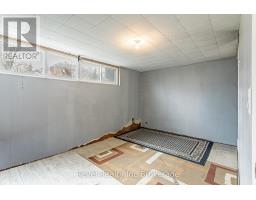 19 DUFFERIN STREET - 18