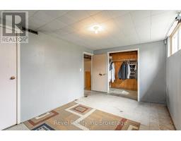 19 DUFFERIN STREET - 19