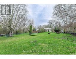 19 DUFFERIN STREET - 24