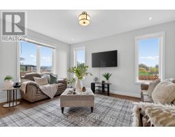 32 SUTHERLAND CRESCENT - 18